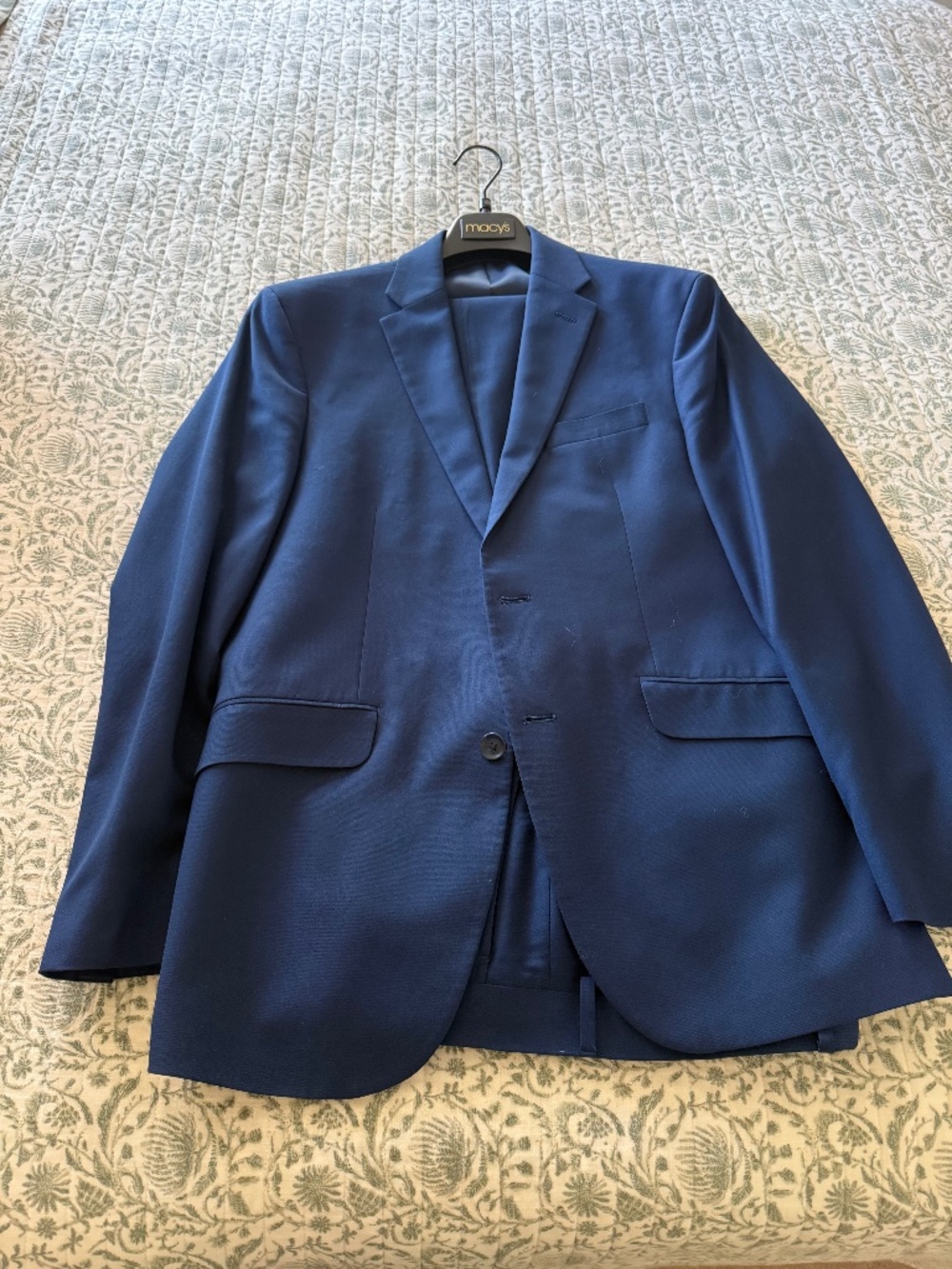 Kenneth Cole Reaction Suit